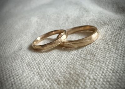 Alliances en or rose 750 ecogold "Eiger"